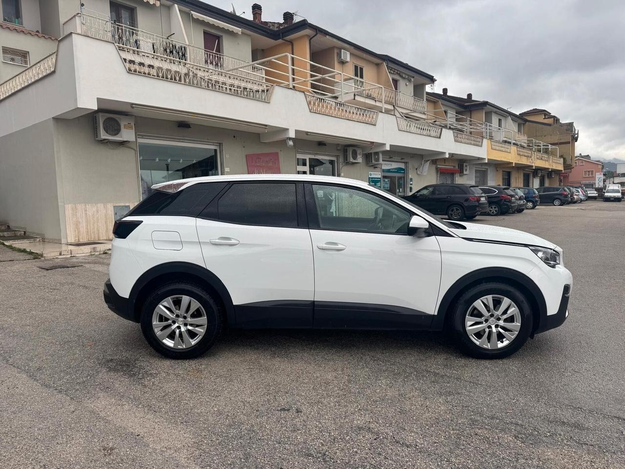 Peugeot 3008 1.6 hdi 120 Allure automatica GARANZIA