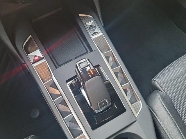 DS AUTOMOBILES DS 3 Hybrid 145 Pallas+