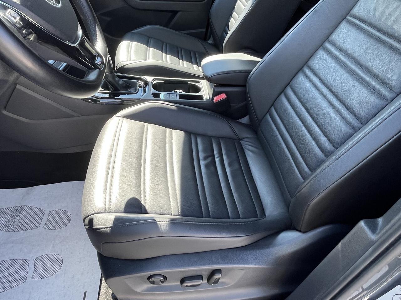 VW TOURAN 2000 TDI 150 CV DSG EXECUTIVE