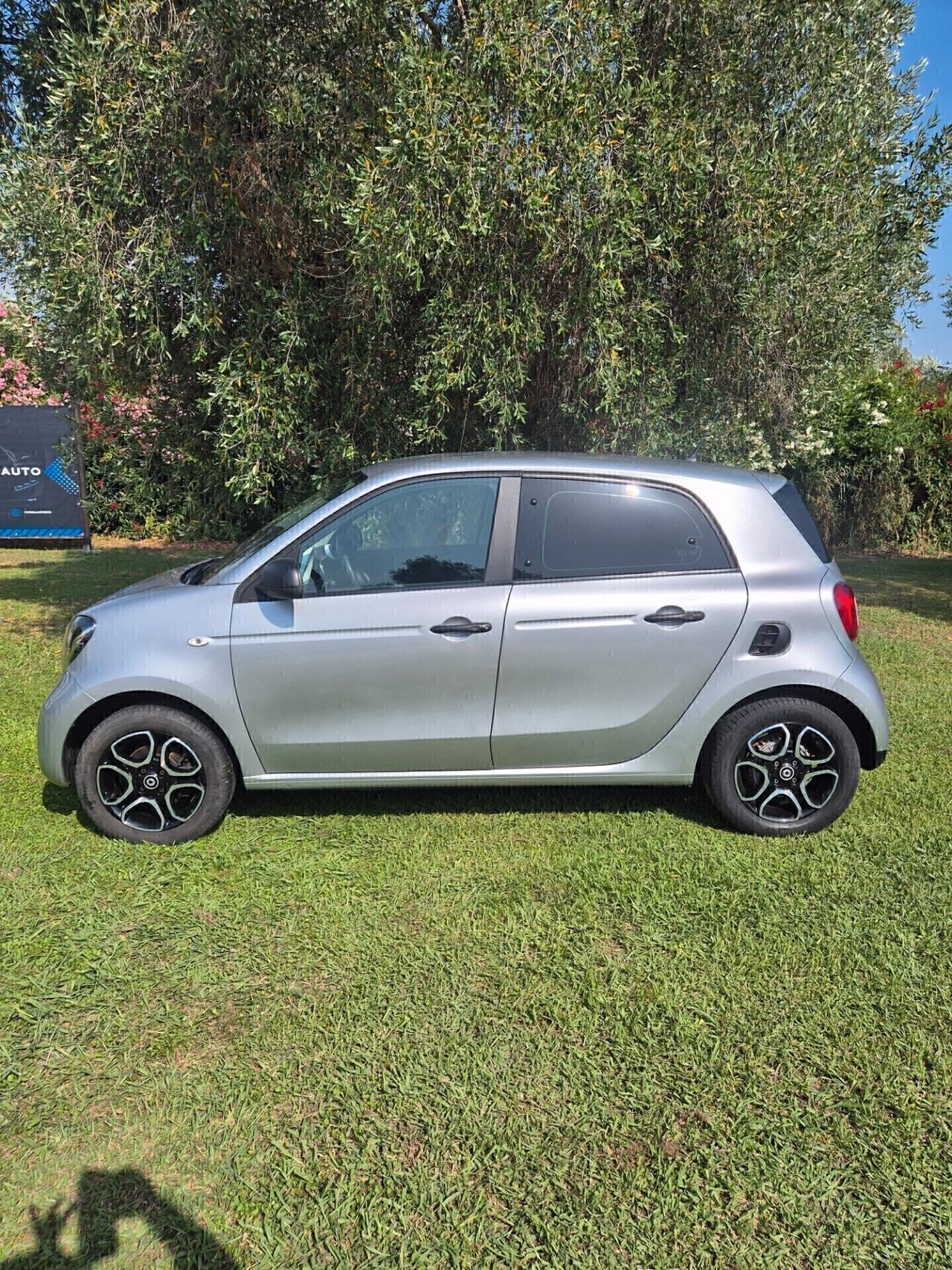 Smart ForFour 70 1.0 Youngster