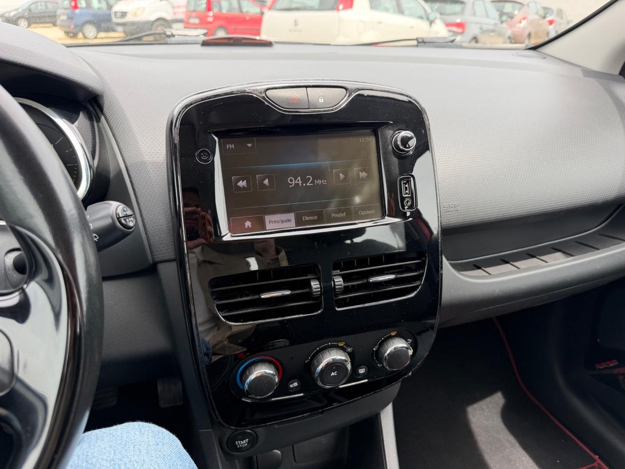 RENAULT CLIO 2013 DIESEL *FULL OPTIONAL