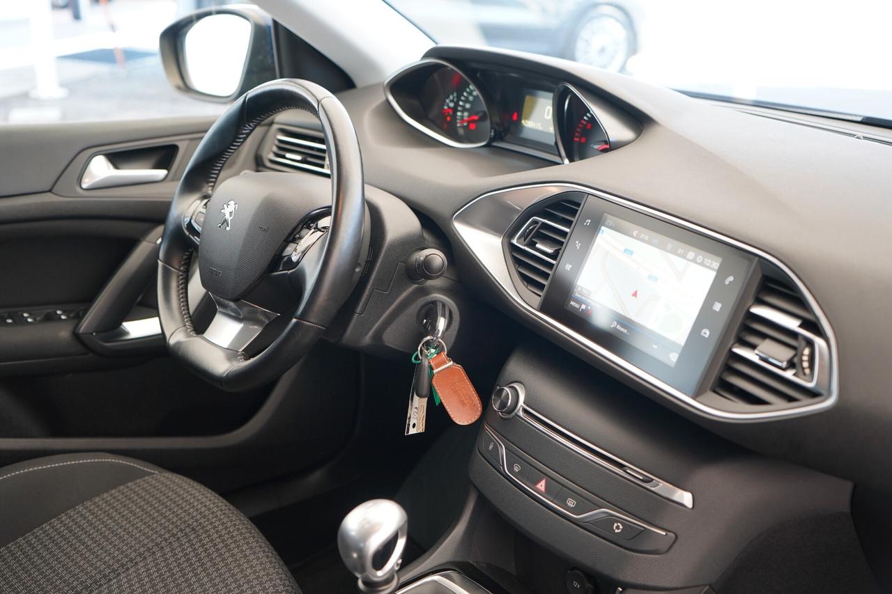 Peugeot 308 BlueHDi 120 Allure - 2017