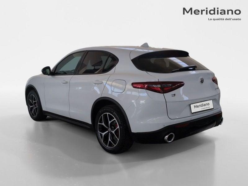 Alfa Romeo Stelvio 2.2 Turbodiesel 210 CV AT8 Q4 Ex