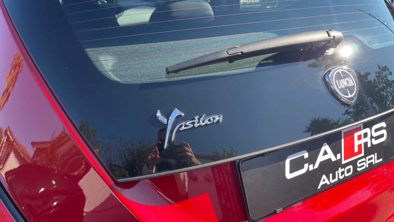 Lancia Ypsilon Ecochic Hybrid 1.0 FireFly 70cv