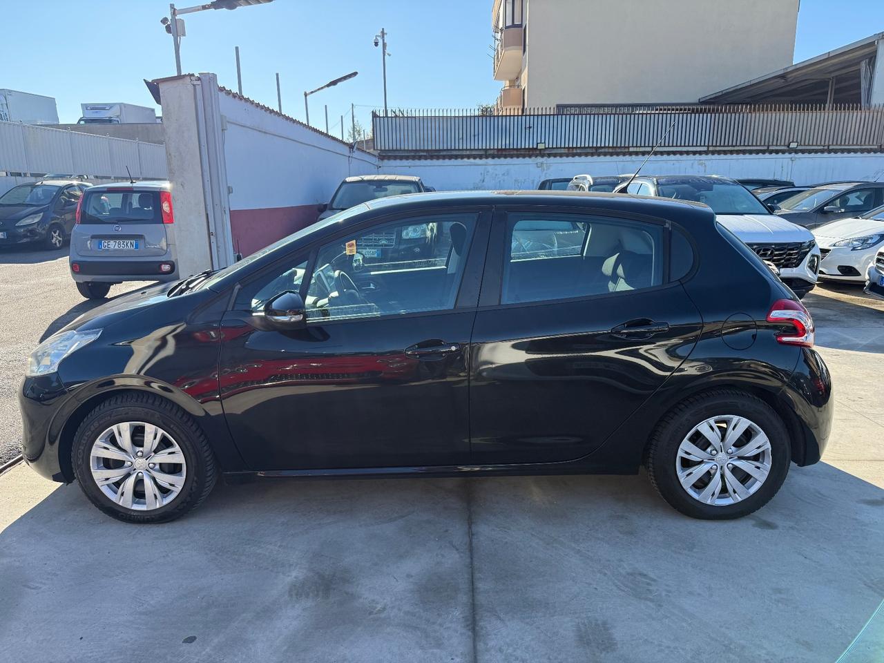 Peugeot 208 1.2 VTi 82 CV 5 porte