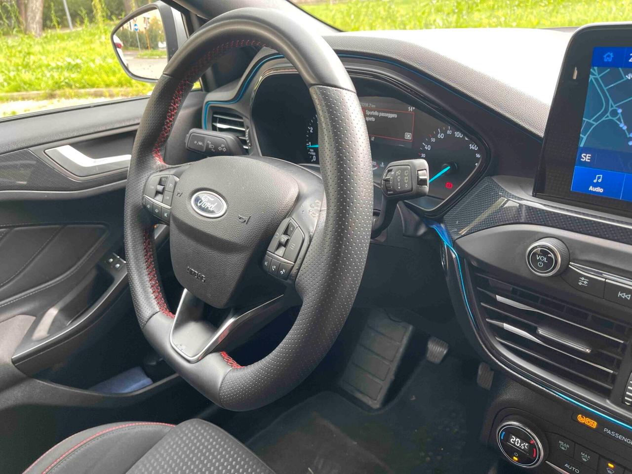 Ford Focus 1.0 EcoBoost Hybrid 125 CV 5p. ST-Line NEOPATENTATI CATENA