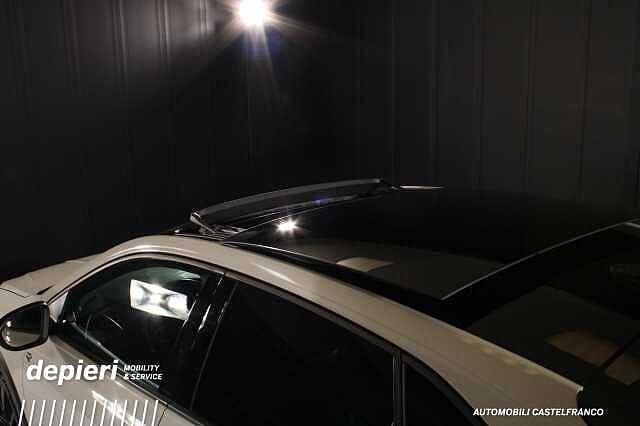 Volkswagen Taigo 1.0 TSI DSG R-Line -Ok Neop