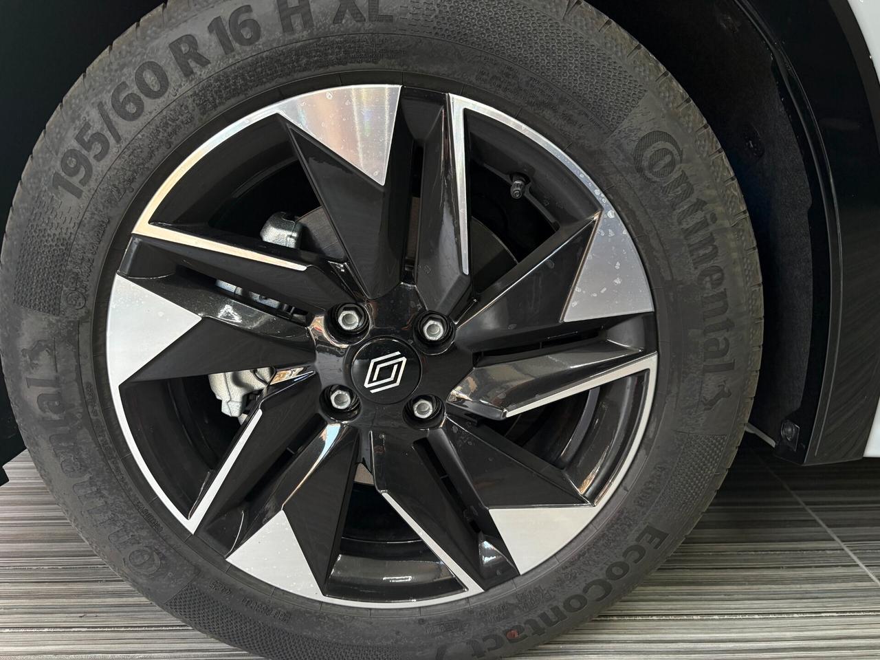 Renault Clio 1.8 Full hybrid E-Tech Techno 160cv auto ITALIANA Km0