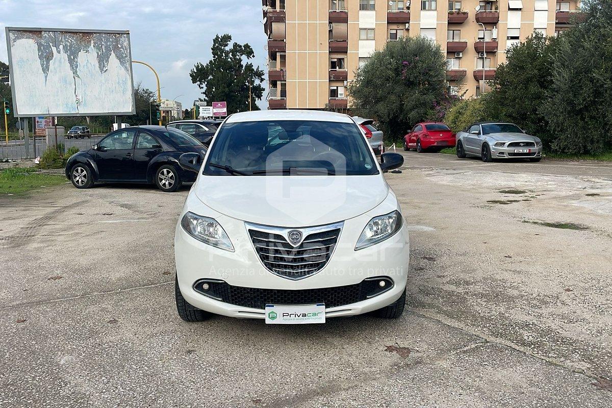 LANCIA Ypsilon 0.9 TwinAir 85 CV 5 porte Metano Ecochic Gold