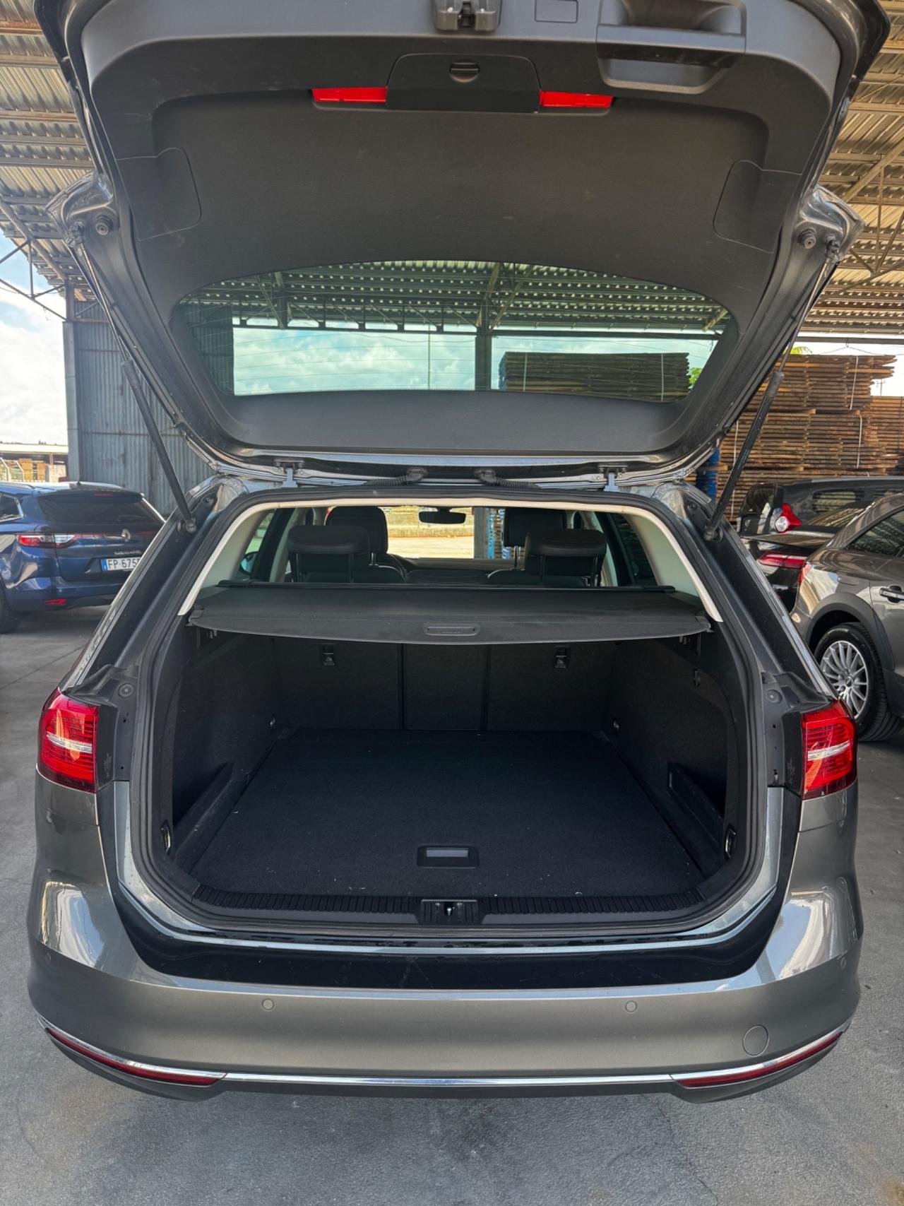 Volkswagen Passat Variant 2.0 TDI DSG Highline FULL OPTIONAL