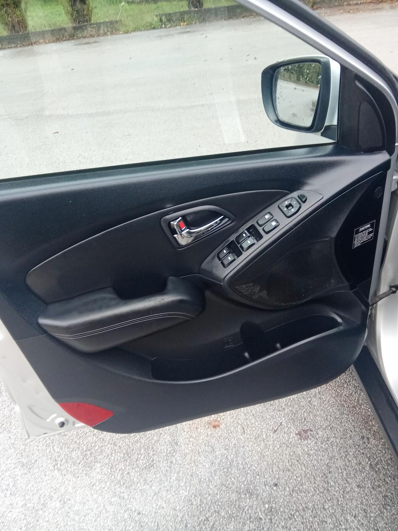 Hyundai iX35 2.0 CRDi 2WD Classic fine 012