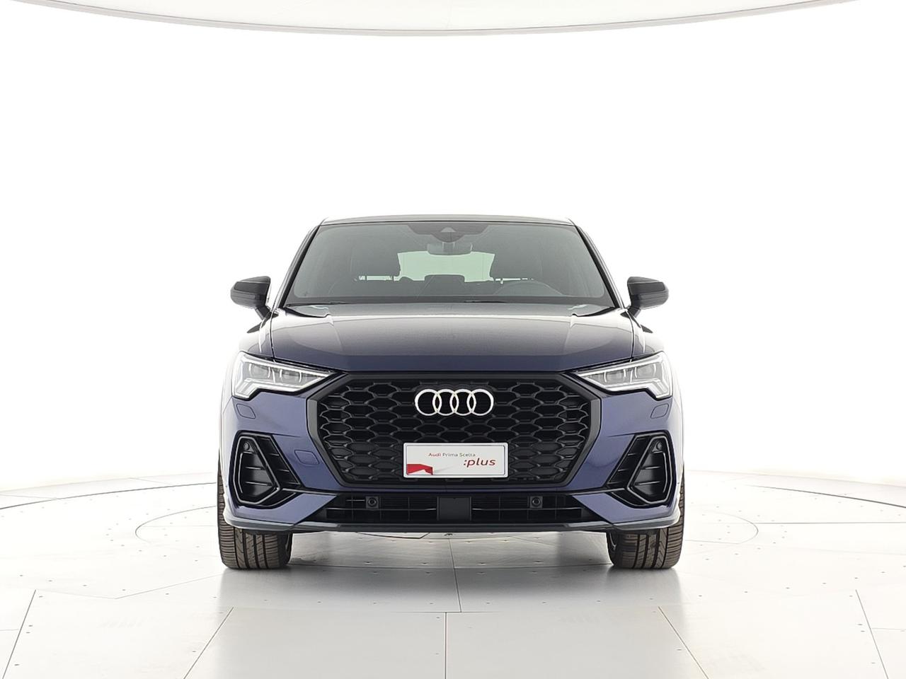 Audi Q3 sportback 35 2.0 tdi identity black s-tronic