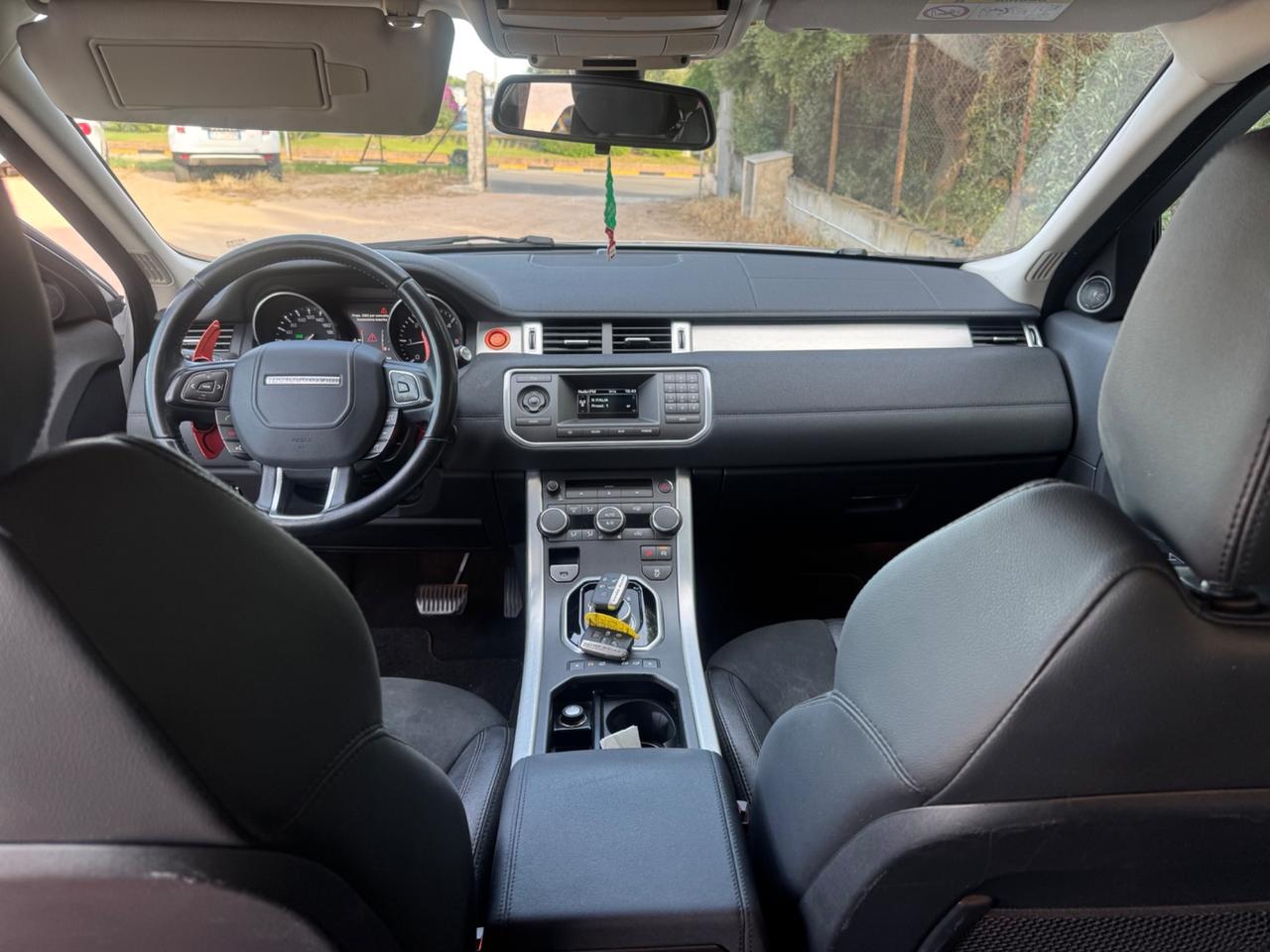 Land Rover Range Evoque 2.2 TD4 5p. Pure