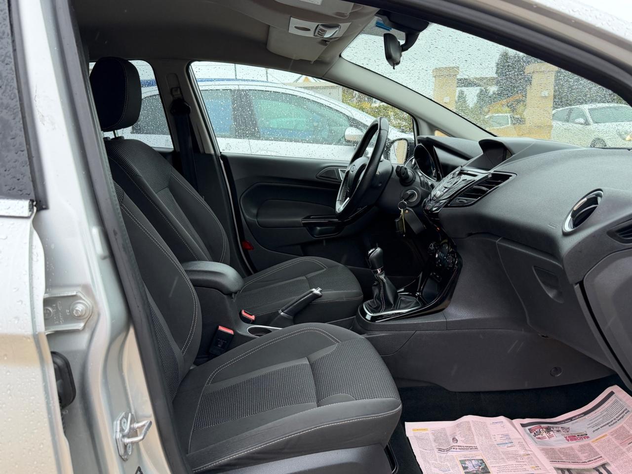 Ford Fiesta 1.5 TDCi 75CV 5 porte Titanium