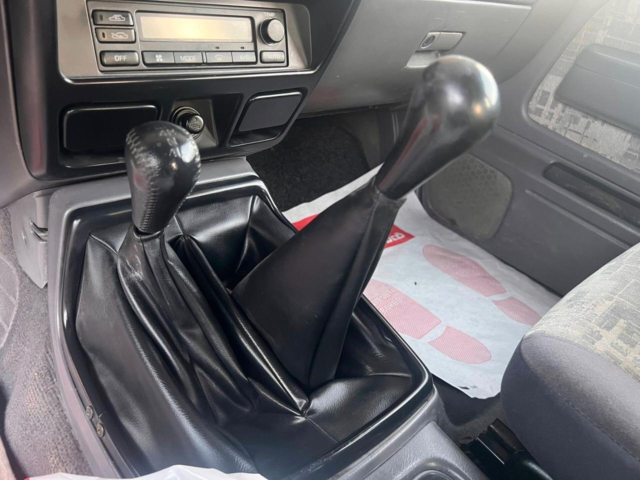 Nissan Navara 2.5 101cv Double cab