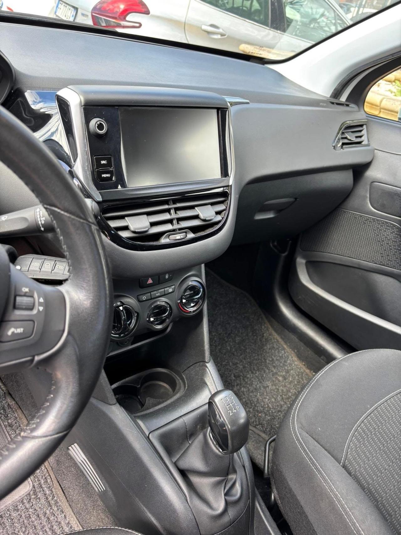 Peugeot 208 BlueHDi 75 3 porte Allure