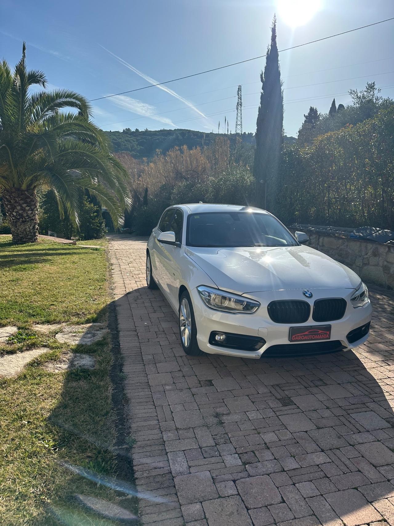 Bmw 116 116d 5p. Urban