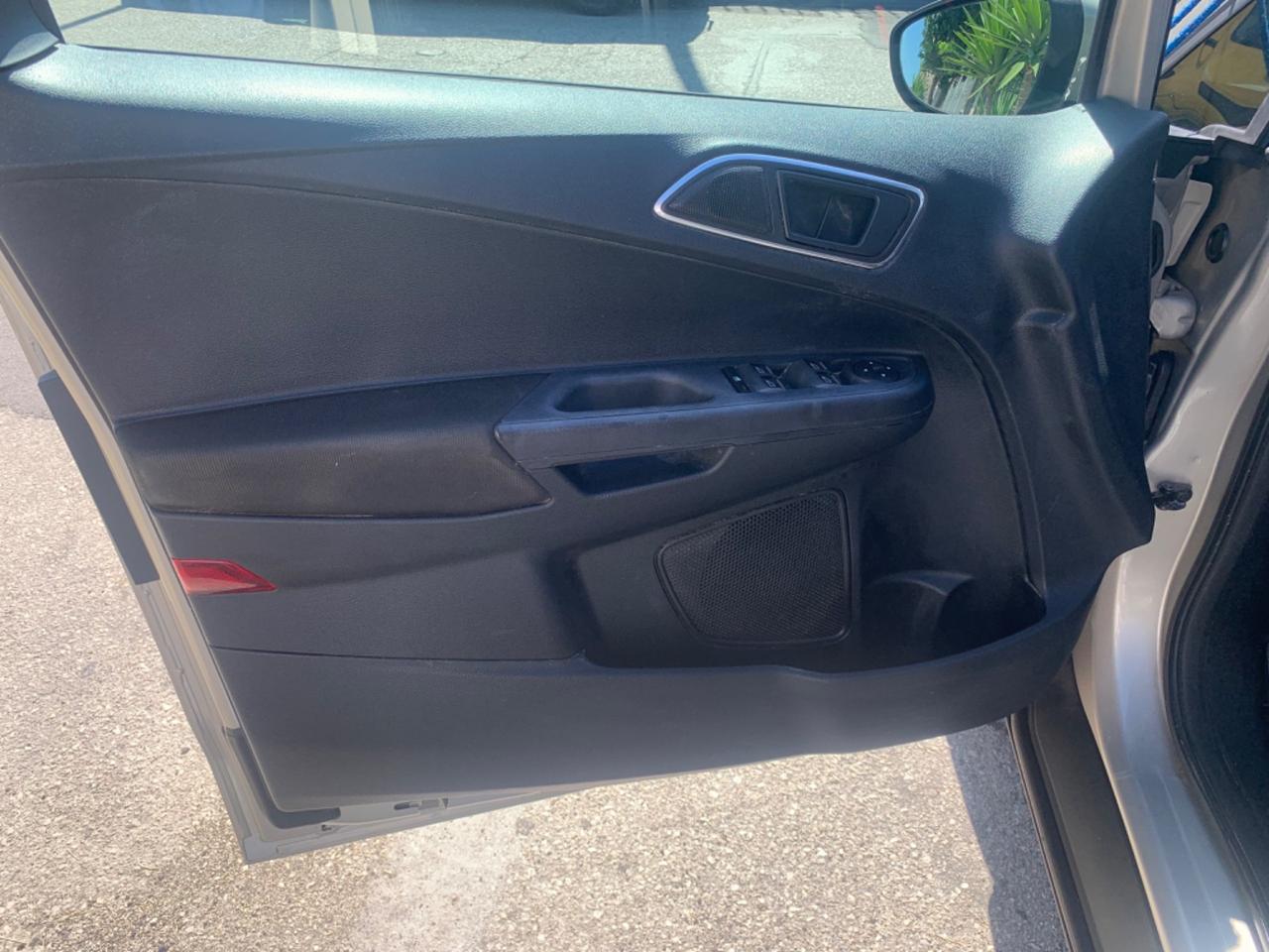 Ford B-Max 1.4 90 CV GPL Titanium