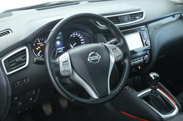 NISSAN Qashqai 1.6 dCi 4WD N-Connecta Tetto/Camera 360°/LED
