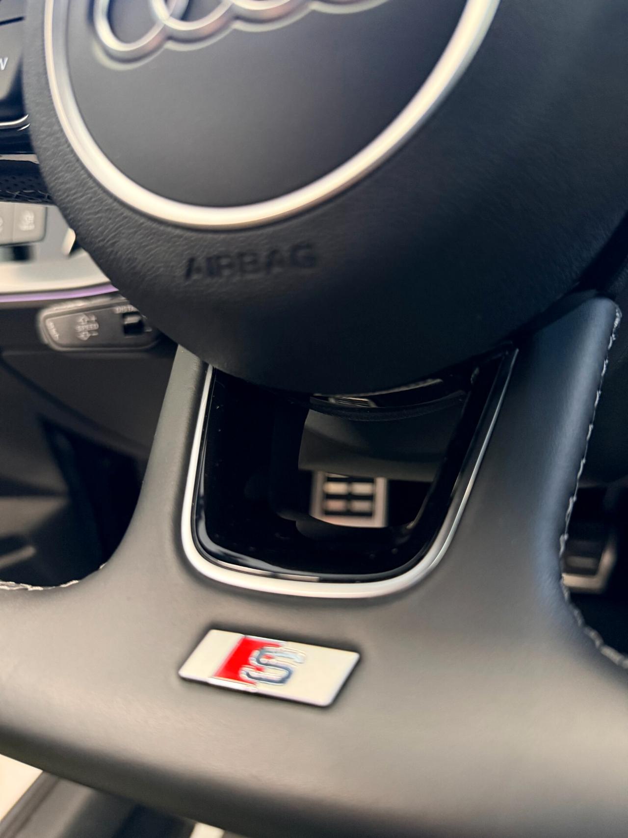 Audi A3 SPB 35 TDI S tronic line edition PACCHETTO LUCI SOFFUSE,APPLE CARPLAY,NAVI,TELECAMERA,FARO MATRIX