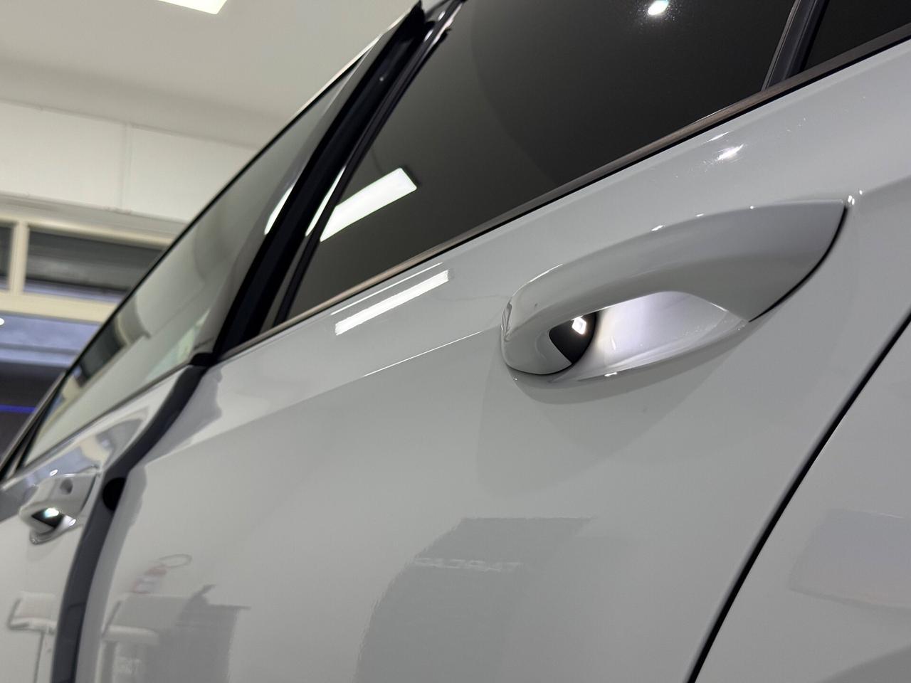 Volkswagen Golf 1.0 eTSI DSG *IQLight*Luciambient
