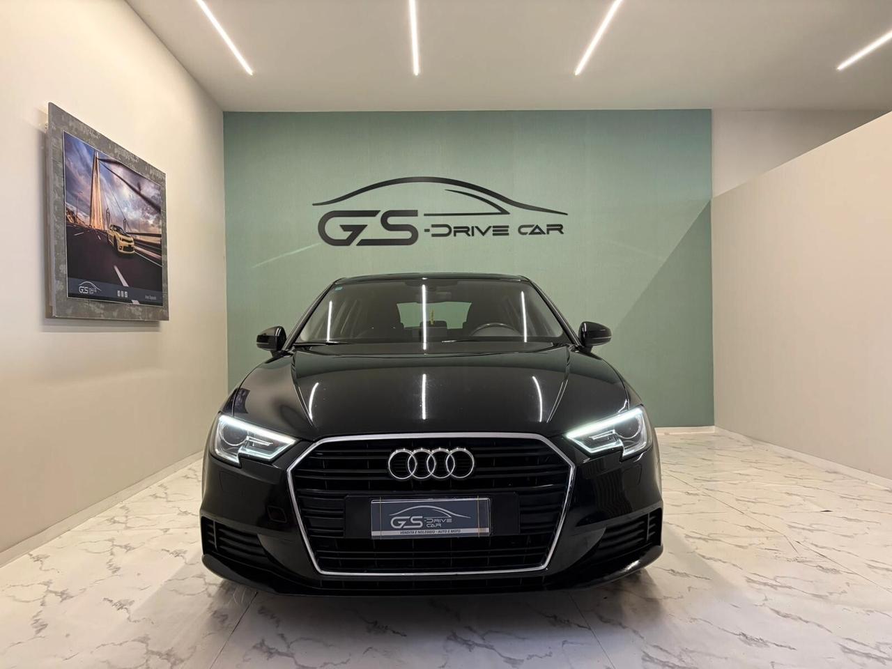 Audi A3 sportback SPB 30 TDI 1600cc 116cv Admired