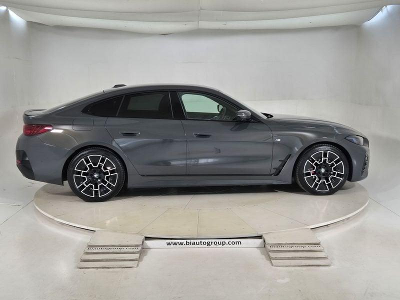 BMW Serie 4 G26 LCI 2024 Gran Coup 420d Gran Coupe mhev 48V xdrive MSport Pro auto