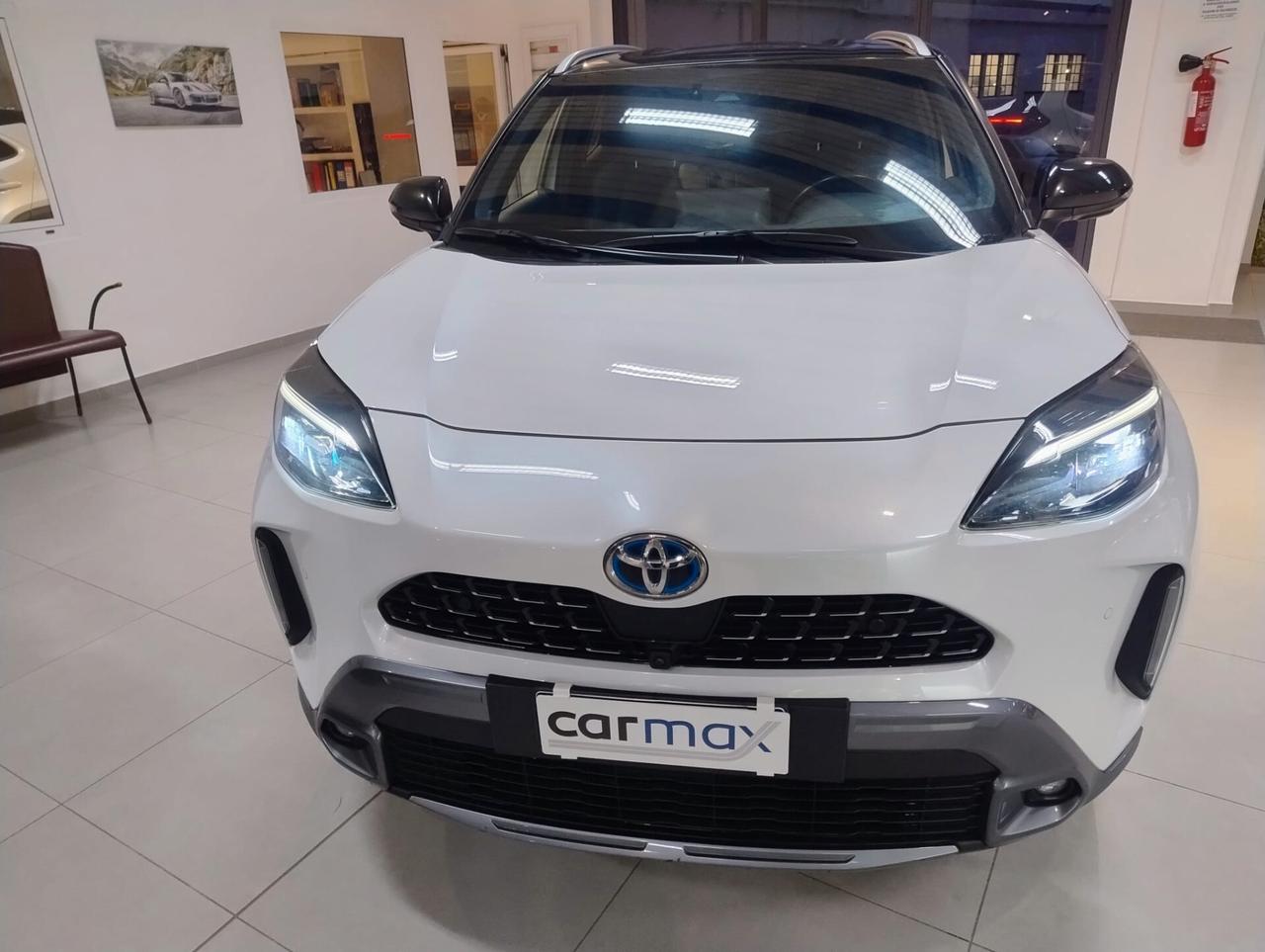 Toyota Yaris Cross 1.5 Hybrid 5p. E-CVT AWD-i Adventure