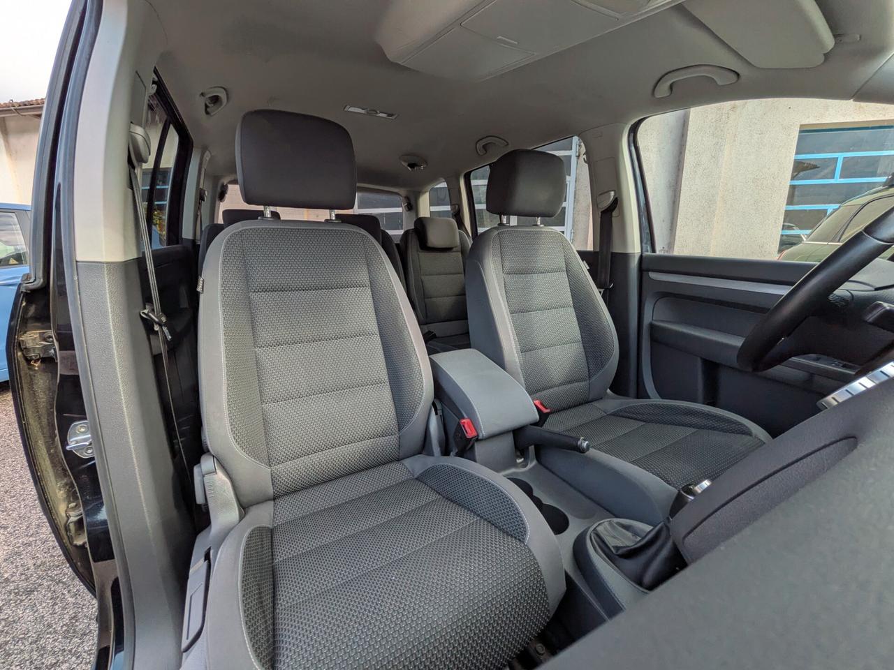 VW TOURAN 1.6 TDI 105CV 7 POSTI