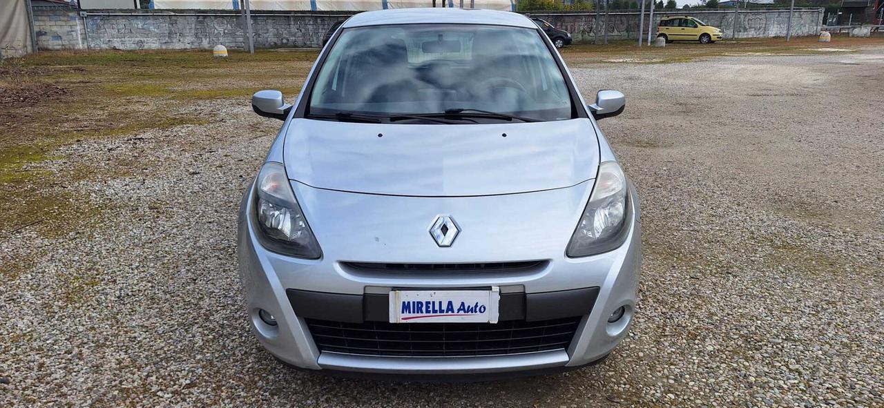 Renault Clio 1.2 16V 5 porte Authentique