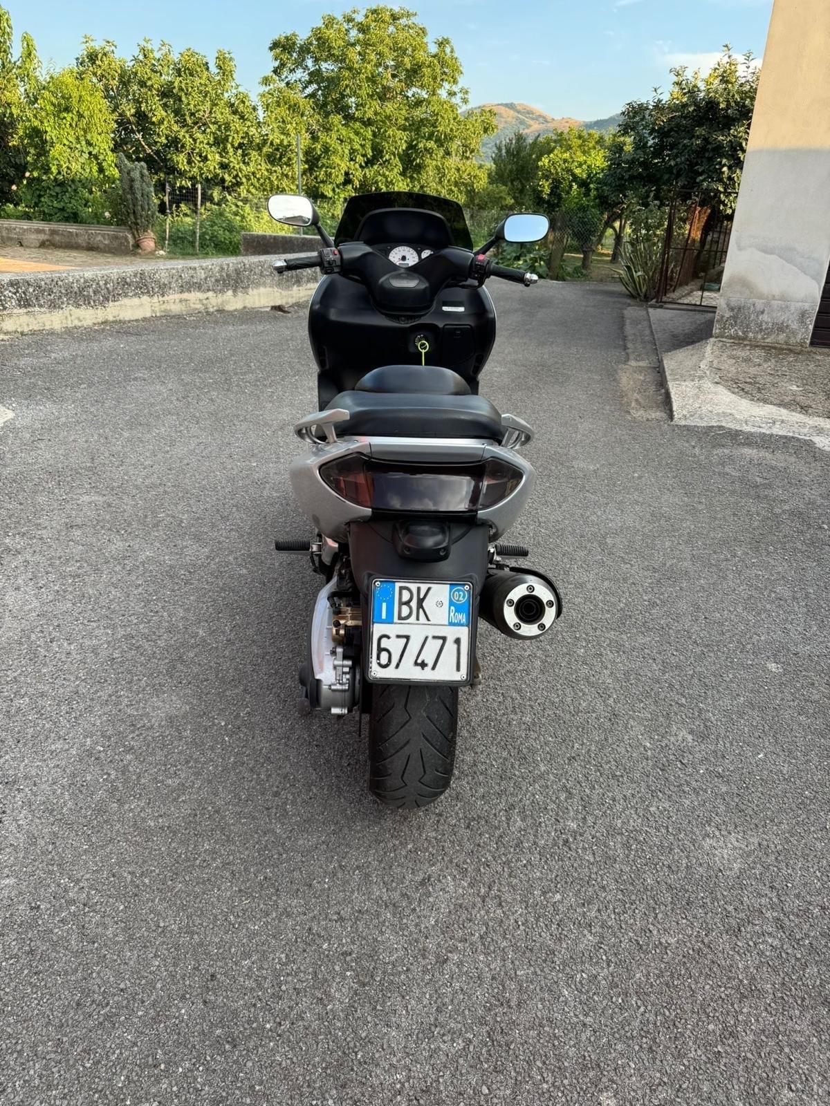 YAMAHA TMAX 500
