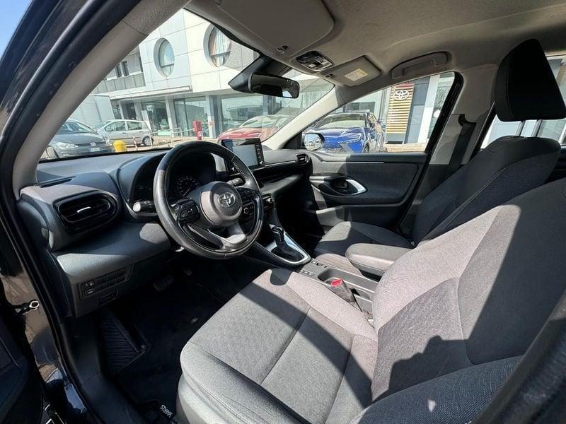 Toyota Yaris Hybrid Active MY22