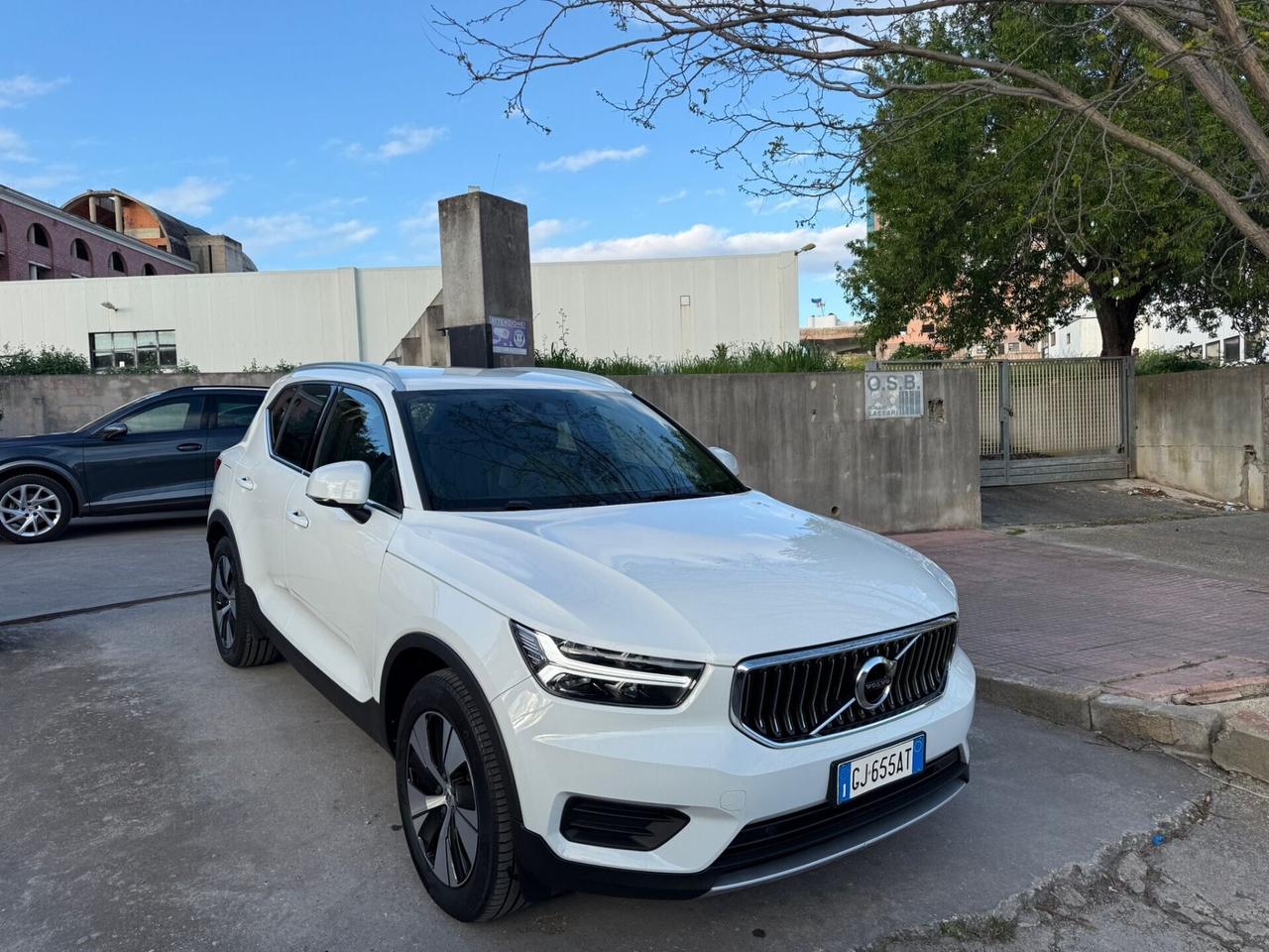 VOLVO XC40 T4 Plug-in Hybrid