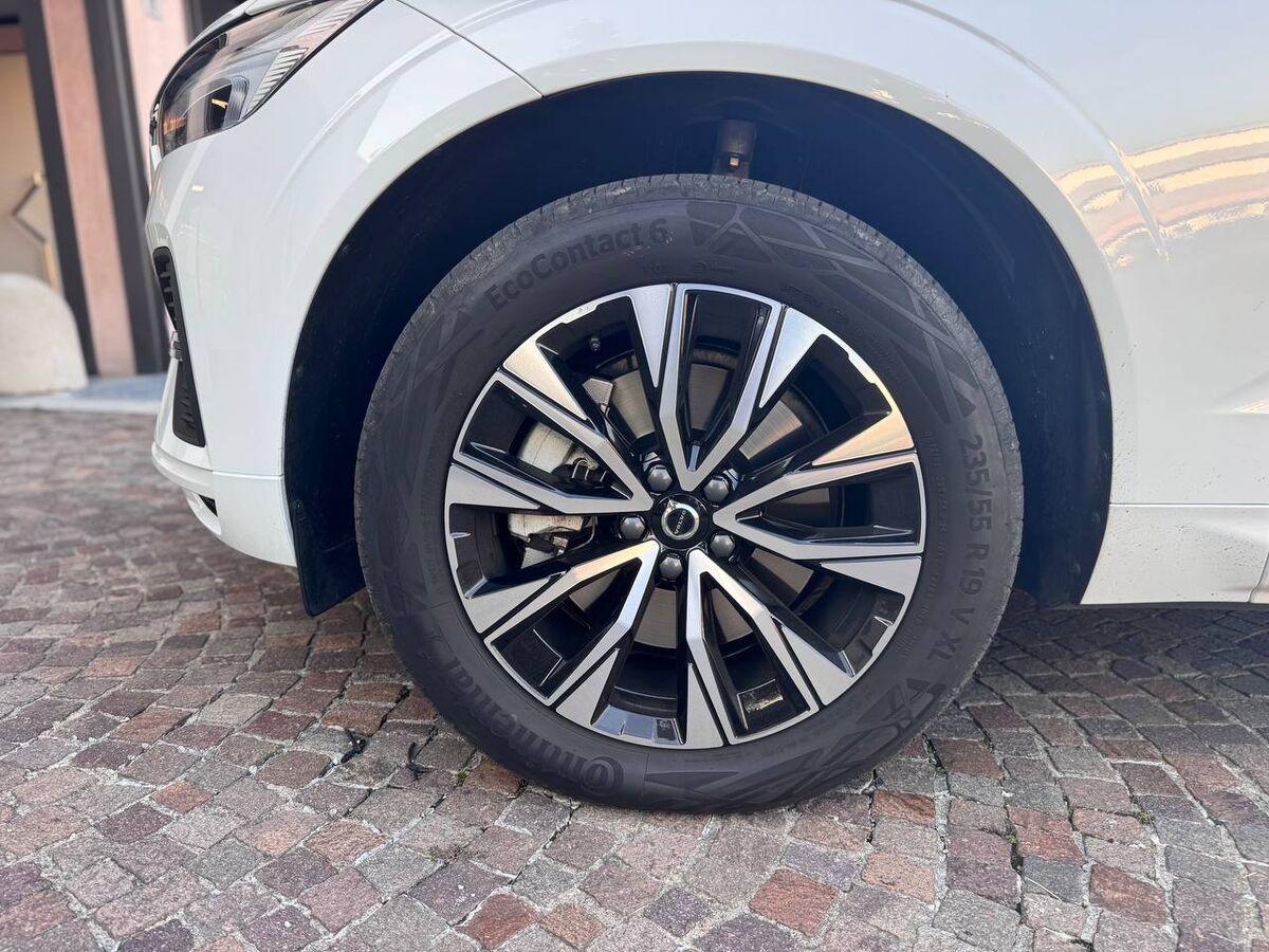 Volvo XC60 2.0 b4 Core awd auto