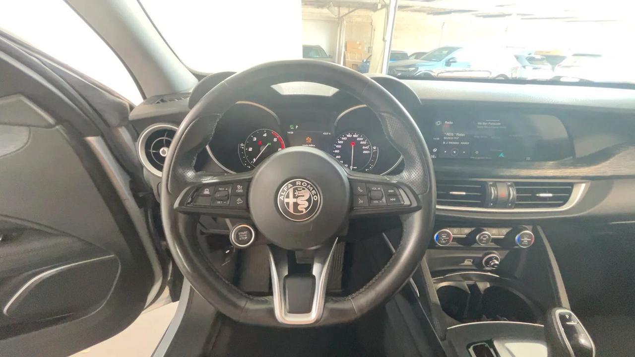 Alfa Romeo Stelvio 2.2 Turbodiesel 190 CV AT8 RWD Business