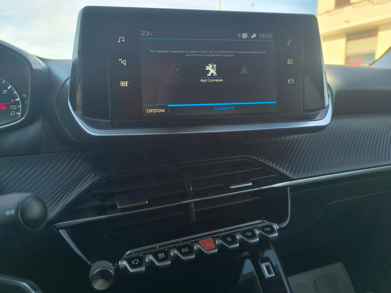 PEUGEOT 2008 ALLURE PACK 1.5 HDI 04/2022 LED/NAV/ SENS. POST/