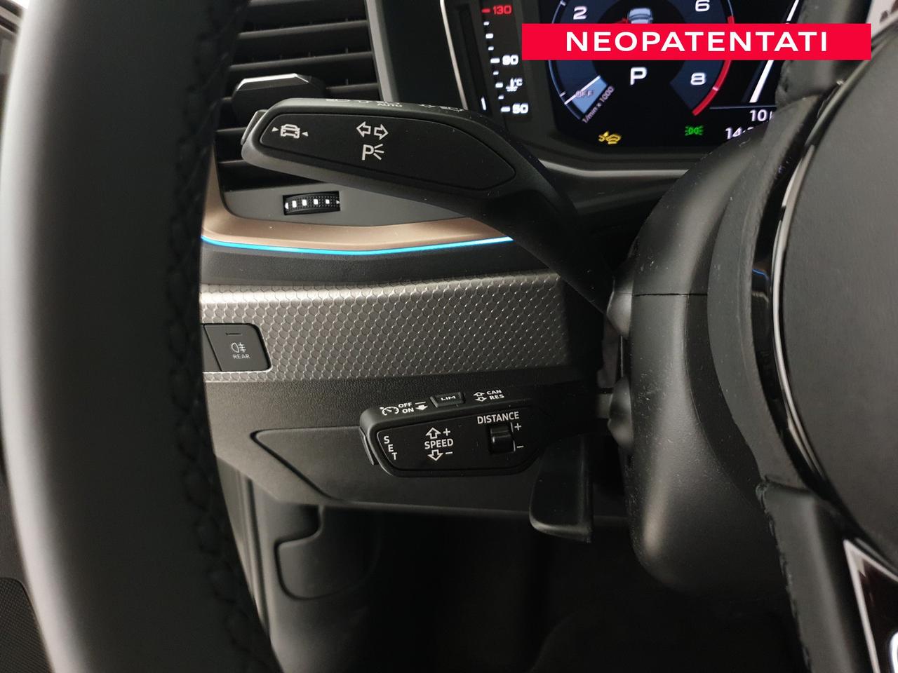 Allstreet 30TFSI 116CV S tronic Identity Contrast