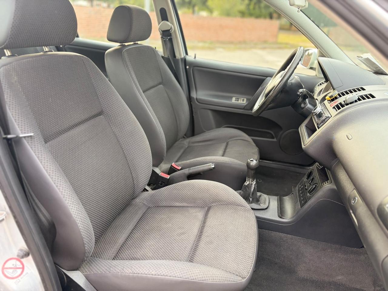 Volkswagen Polo 1.0 cat 5 porte
