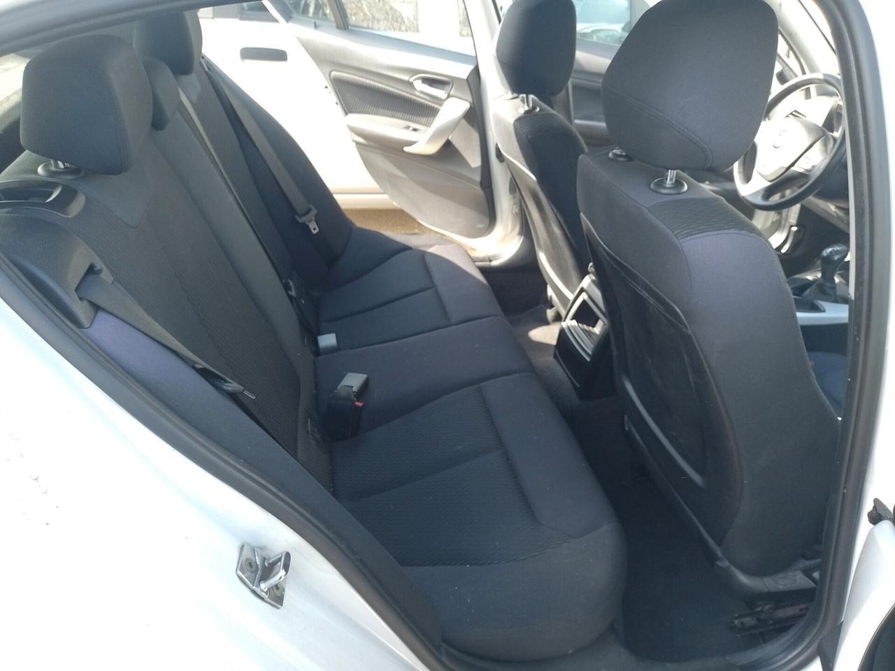 Bmw 116 116d 2.0 116CV cat 5 porte motore ko