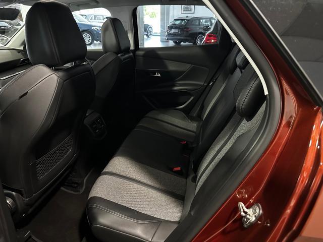 PEUGEOT 3008 BlueHDi 130 Allure+Tetto