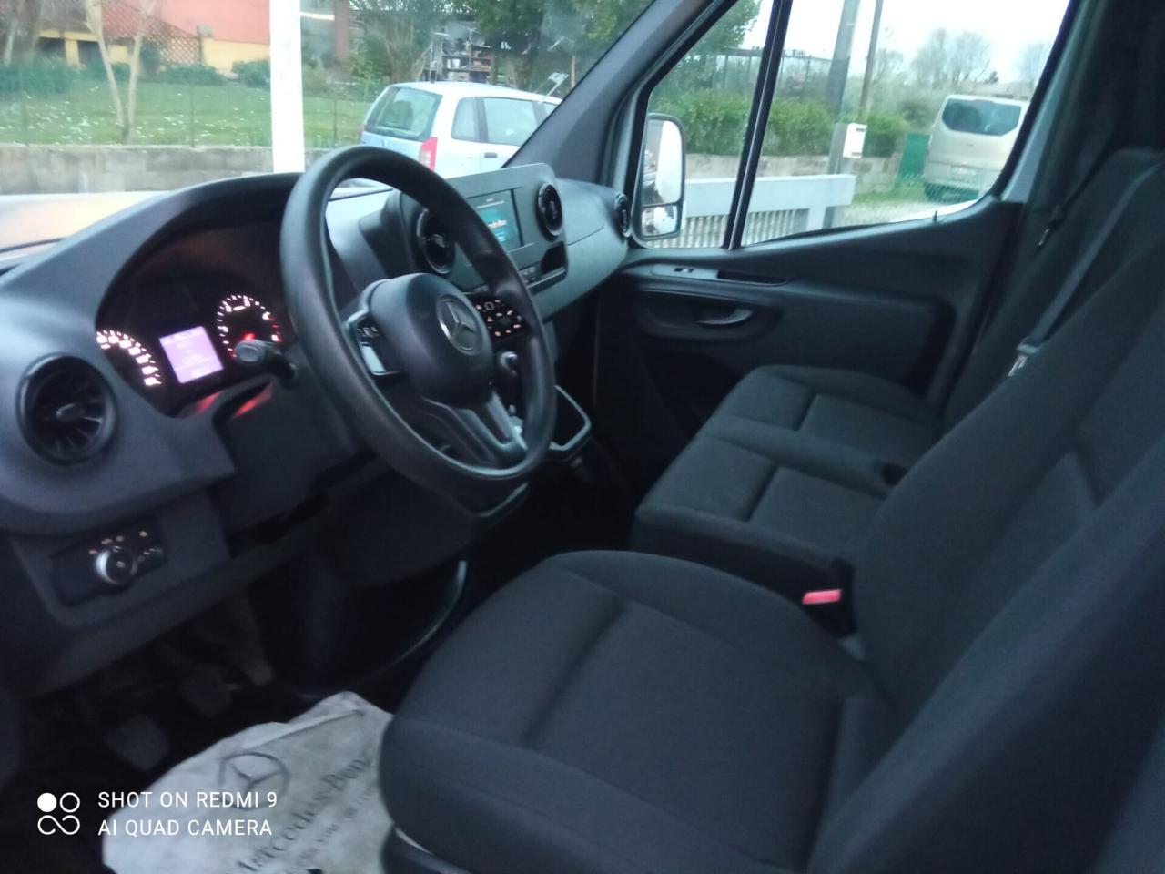 Mercedes Benz SPRINTER TETTO BASSO PASSO MEDIO