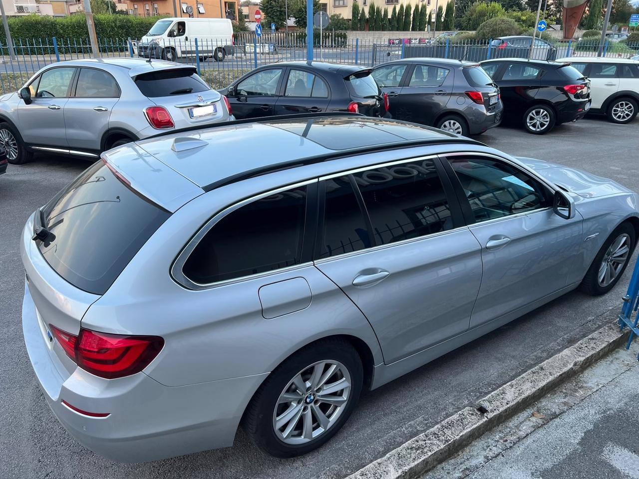 Bmw 520 520d Touring Futura automatica tetto panoramico