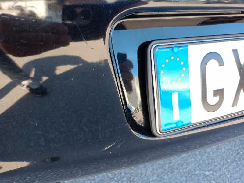VOLKSWAGEN Golf 5p 1.6 tdi Highline dsg