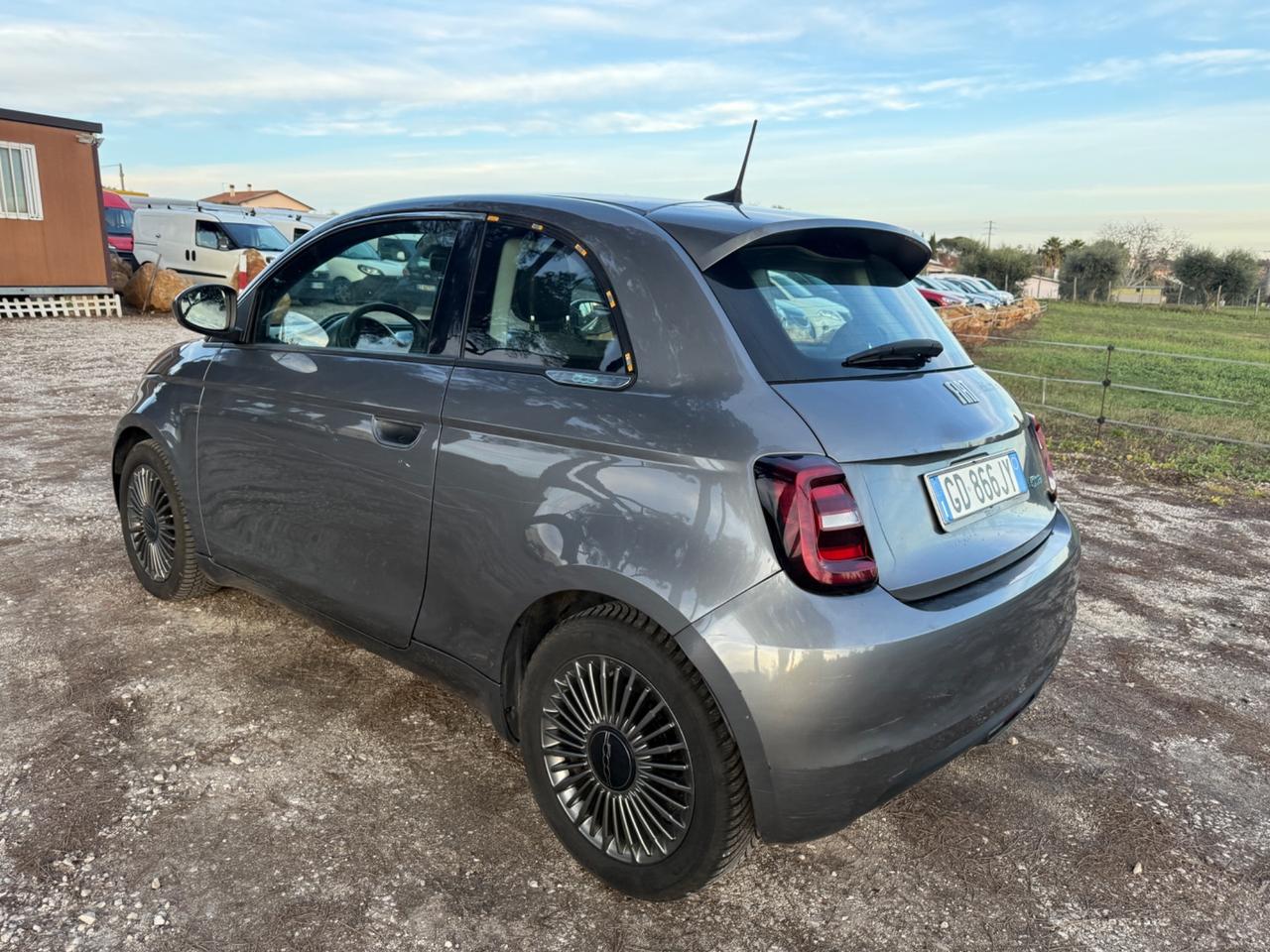 Fiat 500e Berlina 42 kWh