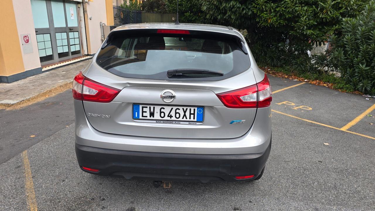 Nissan Qashqai 1.5 dCi DPF Tekna