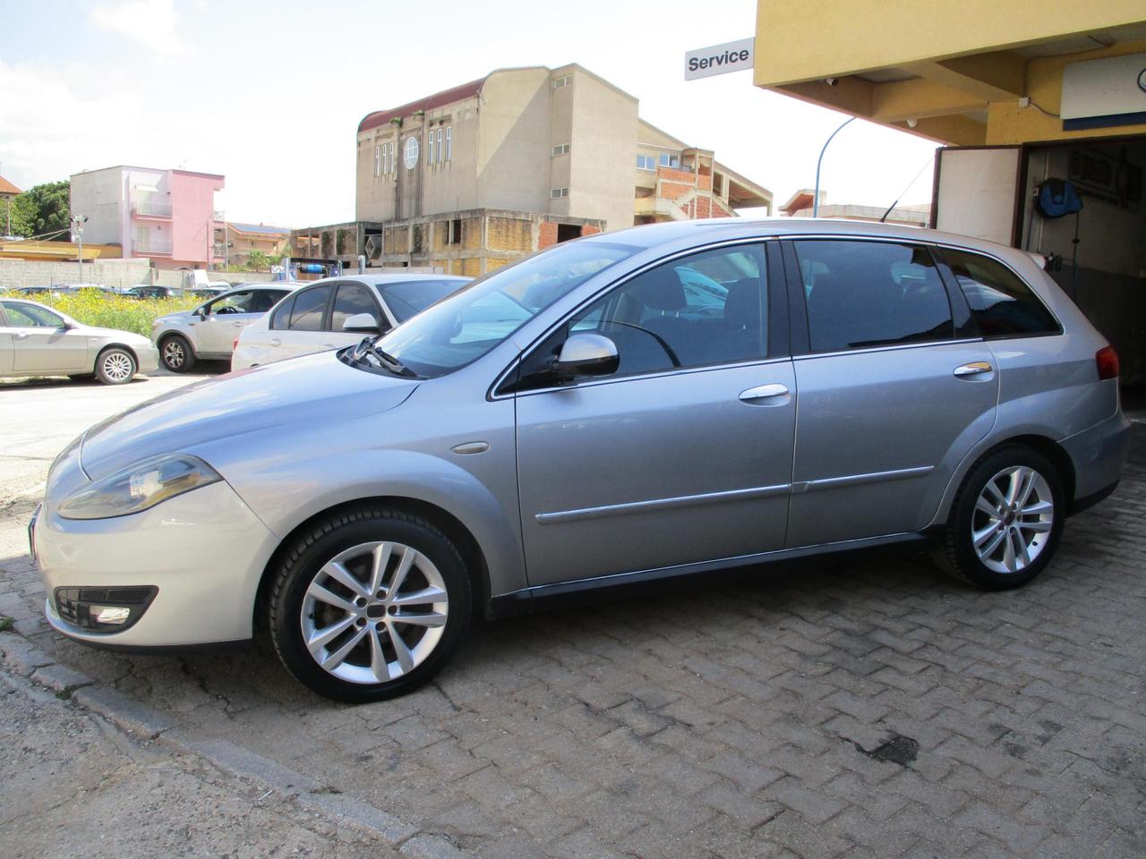 Fiat Croma 1.9 mjt 16v Emotion 150cv