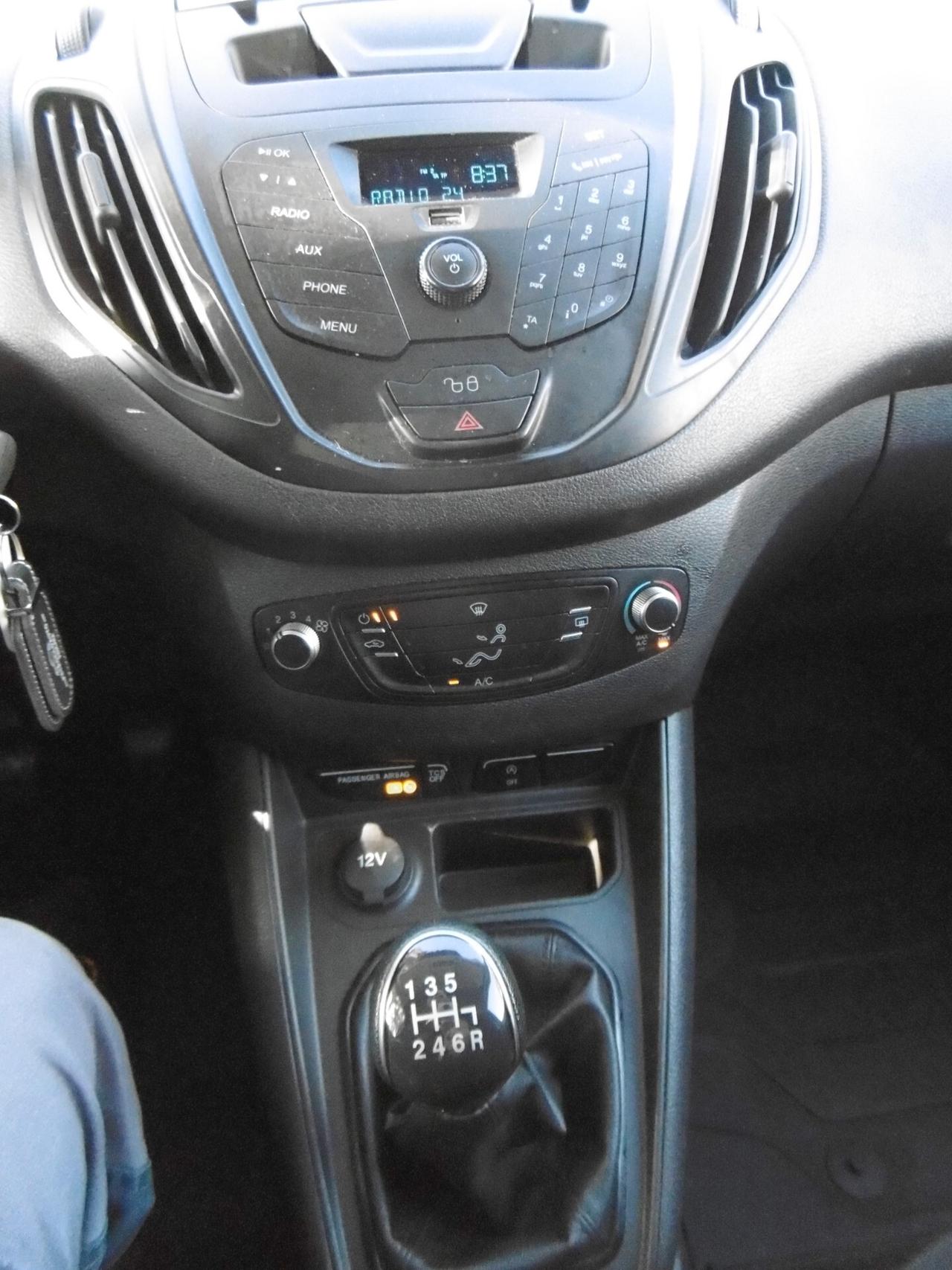 Ford TRANSIT COURIER 1.5 Tdci > 25000 Km