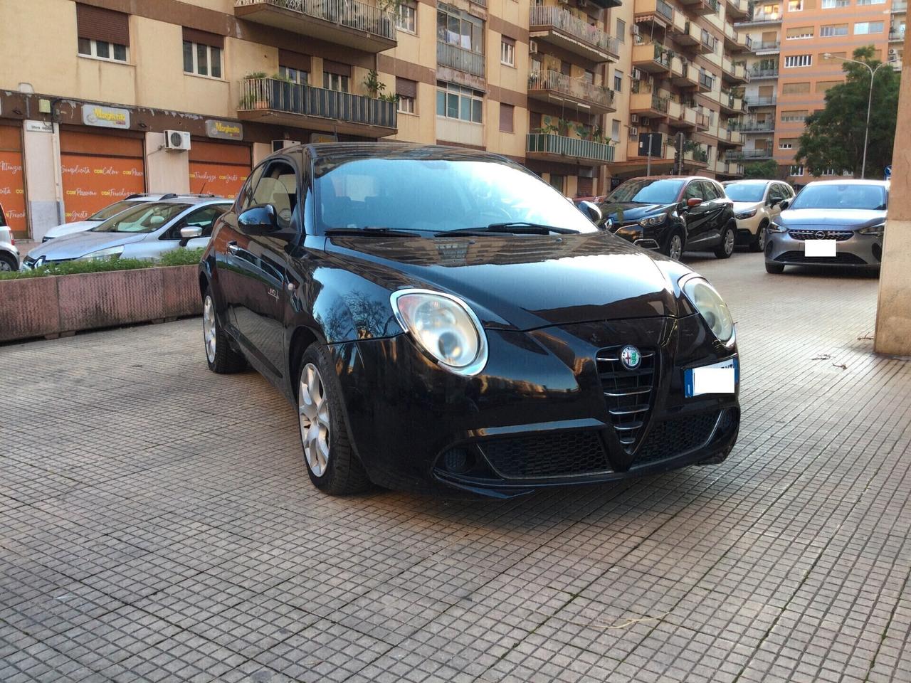 Alfa Romeo MiTo 1.6 JTDm 16V Distinctive Sport Pack