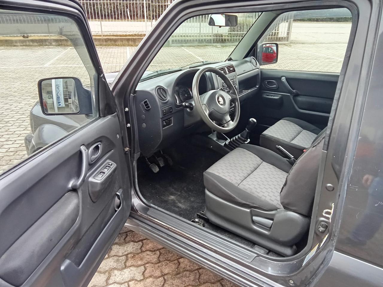 Suzuki Jimny 1.5 DDiS cat 4WD JLX