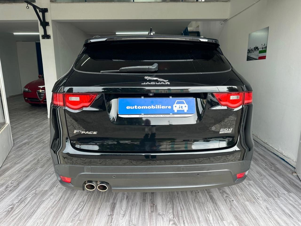 Jaguar F-Pace 2.0 D 180 CV AWD aut. R-Sport